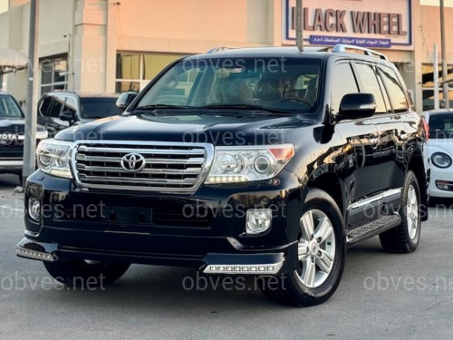 Юбка переднего бампера Urban Sport с диодами Land Cruiser 200 рестайлинг 2012+, цвет черный 202 Юбка переднего бампера Urban Sport с диодами Land Cruiser 200 рестайлинг 2012+, цвет черный 202