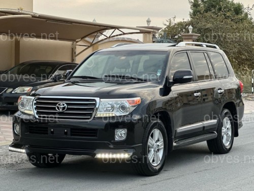 Юбка переднего бампера Urban Sport с диодами Land Cruiser 200 рестайлинг 2012+, цвет черный 202 Юбка переднего бампера Urban Sport с диодами Land Cruiser 200 рестайлинг 2012+, цвет черный 202