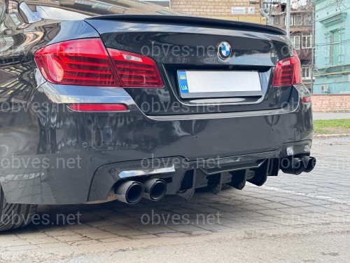 Диффузор накладка заднего бампера Competition стиль BMW 5 series F10 2010-2016 К БАМПЕРУ М ПАКЕТ, черный глянец Диффузор накладка заднего бампера Competition стиль BMW 5 series F10 2010-2016 К БАМПЕРУ М ПАКЕТ, черный глянец