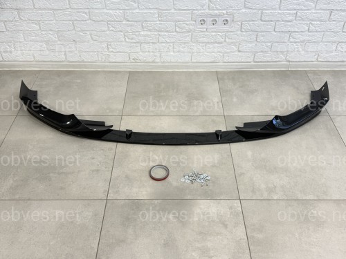Накладка переднего бампера M Performance BMW 5 series G30 G31 2017-2020 , черный глянец