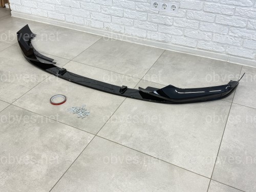 Накладка переднего бампера M Performance BMW 5 series G30 G31 2017-2020 , черный глянец