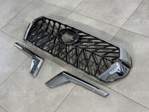 Решетка радиатора TRD Toyota Land Cruiser 200 2015-2021 Решетка радиатора TRD Toyota Land Cruiser 200 2015-2021