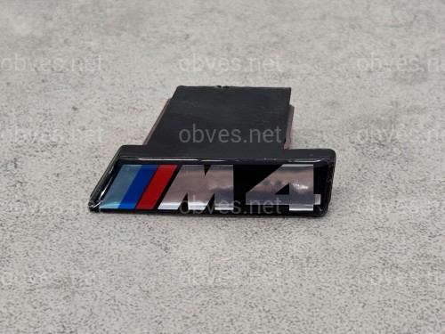 Шильдик в радиаторную решётку М4 для BMW 4 series F32 / F33 / F36 2013-2020