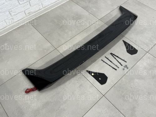 Спойлер багажника Honda Civic со стоп сигналом 2006-2011 ABS пластик, цвет черный глянец