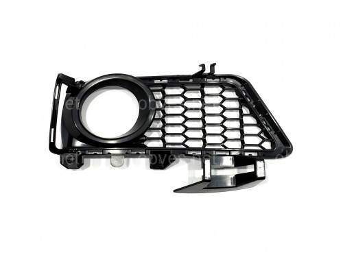Накладка на противотуманную фару правая M пакет 51118062632 BMW 3 series F30 F31 2012-2018 Накладка на противотуманную фару правая M пакет 51118062632 BMW 3 series F30 F31 2012-2018