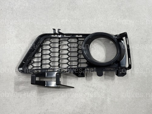 Накладка на противотуманную фару левая M пакет 51118062631 BMW 3 series F30 F31 2012-2018 Накладка на противотуманную фару левая M пакет 51118062631 BMW 3 series F30 F31 2012-2018
