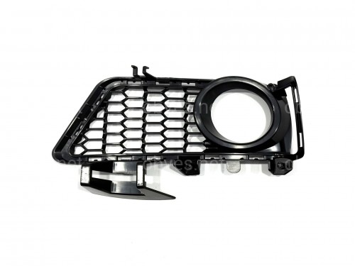 Накладка на противотуманную фару левая M пакет 51118062631 BMW 3 series F30 F31 2012-2018 Накладка на противотуманную фару левая M пакет 51118062631 BMW 3 series F30 F31 2012-2018