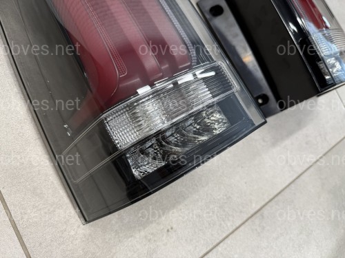 Задние LED фонари рестайлинг 2023+ для Mercedes W447 Vito / V-class / Metris 2014- , комплект 2шт. Задние LED фонари рестайлинг 2023+ для Mercedes W447 Vito / V-class / Metris 2014- , комплект 2шт.