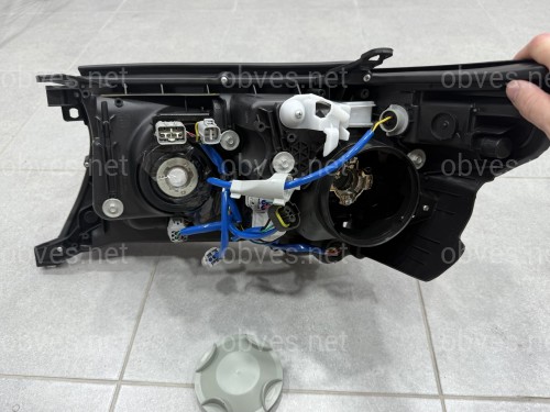 Фары рестайлинг Toyota Land Cruiser 200 2007- 2015 BROWNSTONE черные 2007-2015 2шт.