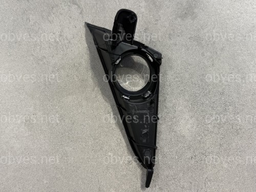 Накладка противотуманной фары правая 5203060040 для Lexus GX 460 2014-2021