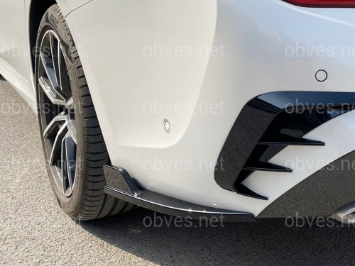 Лезвия уголки заднего бампера M-Performance BMW 3 series G20 2018-2022, 2шт. черный глянец