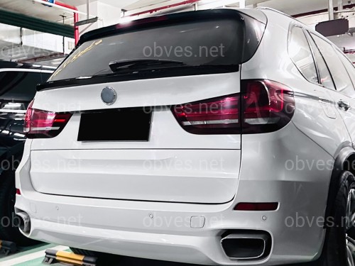 Спойлер под стекло (нижний) BMW X5 F15 2013-2018 ABS пластик цвет, черный глянец