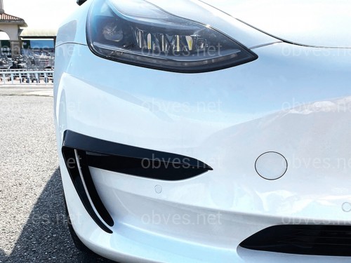 Накладки на противотуманные фары для Tesla Model 3 2017-2024 ABS пластик, цвет черный глянец Накладки на противотуманные фары для Tesla Model 3 2017-2024 ABS пластик, цвет черный глянец