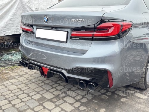 Диффузор накладка заднего бампера со стопом Competition style BMW 5 series G30 2017-2023 черный глянец Диффузор накладка заднего бампера со стопом Competition style BMW 5 series G30 2017-2023 черный глянец