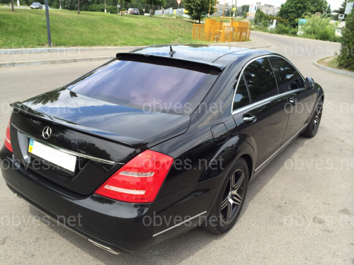 Спойлер лип багажника Mercedes-Benz S class W221 2005-2013 ABS пластик, цвет черный глянец Спойлер лип багажника Mercedes-Benz S class W221 2005-2013 ABS пластик, цвет черный глянец