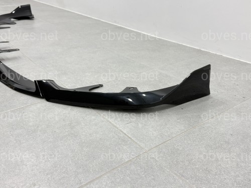 Обвес юбка переднего бампера M-Performance для BMW 5 series G60 G61 2024-, цвет черный глянец