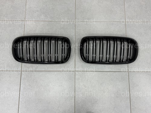 Решетка радиатора ноздри стиль X5M X6M BMW X5 F15 / F16 2013-2018 2шт.