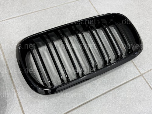 Решетка радиатора ноздри стиль X5M X6M BMW X5 F15 / F16 2013-2018 2шт.