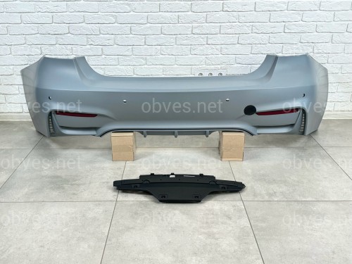 Комплект обвеса M3 стиль BMW 3 Series F30 2012-2018 (передний / задний бампер, пороги) ПОД ПАРКТРОННИКИ
