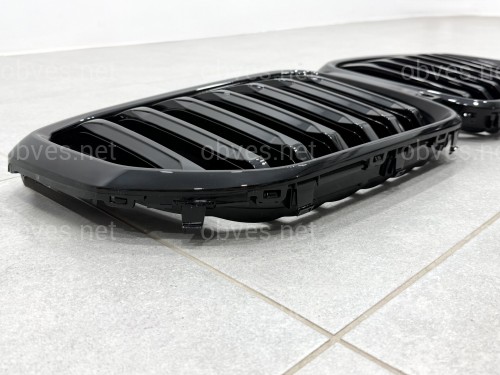 Решетка ноздри BMW X5 G05 LCI 2023- под камеру 51135A67CC6 Решетка ноздри BMW X5 G05 LCI 2023- под камеру 51135A67CC6