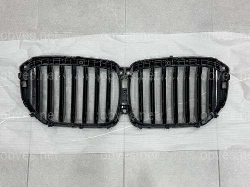 Решетка ноздри BMW X5 G05 LCI 2023- под камеру 51135A67CC6 Решетка ноздри BMW X5 G05 LCI 2023- под камеру 51135A67CC6