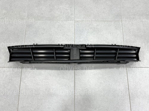 Жалюзи нижние адаптивные с моторчиком BMW 5 G30 G31 2020-2023 51749464208 рест.