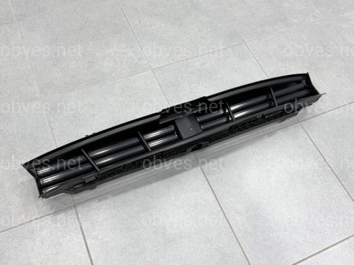 Жалюзи нижние адаптивные с моторчиком BMW 5 G30 G31 2020-2023 51749464208 рест.