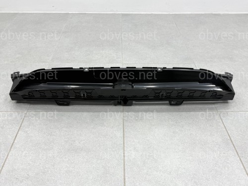 Жалюзи нижние без моторчика  51137497231 BMW X3 G01 / X4 G02 2018-2021