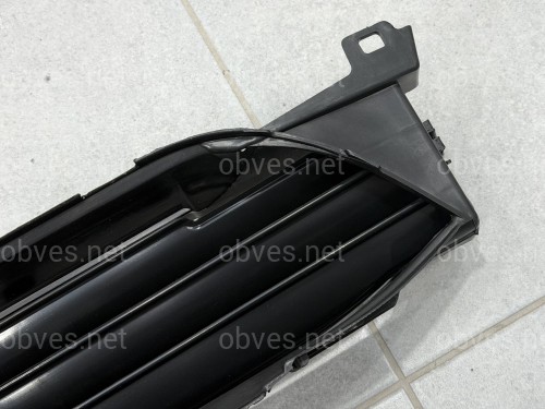 Жалюзи нижние без моторчика  51137497231 BMW X3 G01 / X4 G02 2018-2021