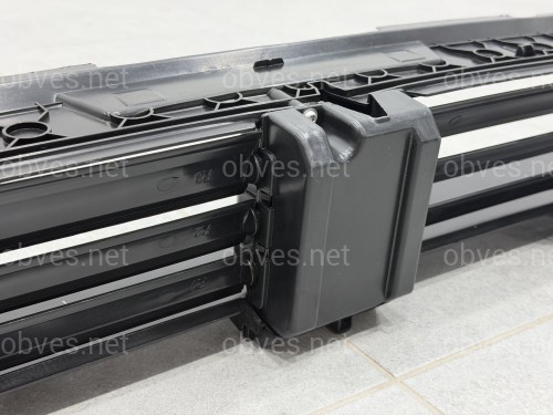 Жалюзи нижние без моторчика  51137497231 BMW X3 G01 / X4 G02 2018-2021