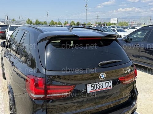 Спойлер козырек на крышку багажника BMW X5 F15 2013-2018, цвет черный глянец Спойлер козырек на крышку багажника BMW X5 F15 2013-2018, цвет черный глянец
