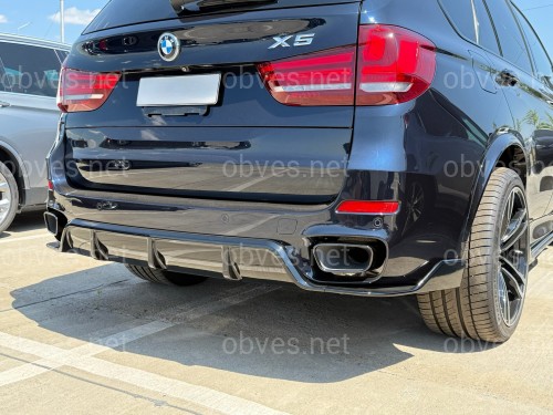 Диффузор накладка заднего бампера Paradigma M-Performance для BMW X5 F15 2013-2018, цвет черный глянец Диффузор накладка заднего бампера Paradigma M-Performance для BMW X5 F15 2013-2018, цвет черный глянец