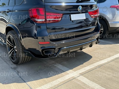 Диффузор накладка заднего бампера Paradigma M-Performance для BMW X5 F15 2013-2018, цвет черный глянец Диффузор накладка заднего бампера Paradigma M-Performance для BMW X5 F15 2013-2018, цвет черный глянец