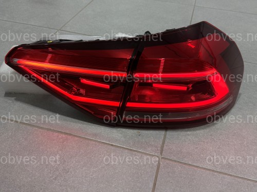 Задние LED фонари Volkswagen Passat B8 USA 2015-2019 (ЖЕЛТЫЙ ПОВОРОТНИК) Задние LED фонари Volkswagen Passat B8 USA 2015-2019 (ЖЕЛТЫЙ ПОВОРОТНИК)
