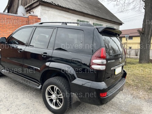 Спойлер на крышку багажника Toyota Land Cruiser Prado 120 2003-2009 цвет черный ABS пластик Спойлер на крышку багажника Toyota Land Cruiser Prado 120 2003-2009 цвет черный ABS пластик