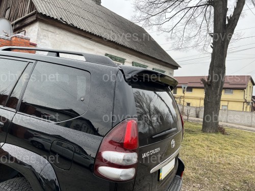 Спойлер на крышку багажника Toyota Land Cruiser Prado 120 2003-2009 цвет черный ABS пластик Спойлер на крышку багажника Toyota Land Cruiser Prado 120 2003-2009 цвет черный ABS пластик