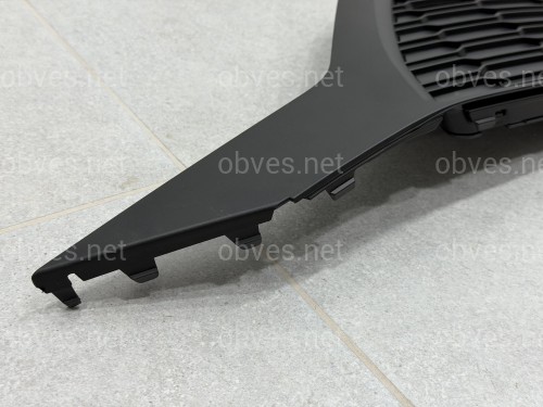 Решетка бампера левая 4M0890681B S-Line BLACK для Audi Q7 2020-2024