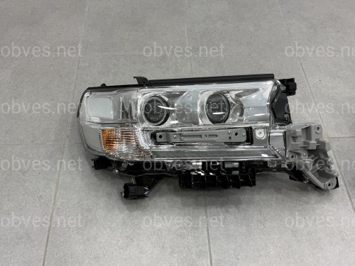 Full Led фары для Toyota Land Cruiser 200 2015-2021 Full Led фары для Toyota Land Cruiser 200 2015-2021