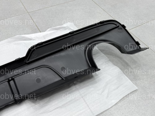 Диффузор накладка заднего бампера M-Performance BMW 5 series F10 2010-2016 под две одинарные выхлопные трубы 0---0, черный глянец