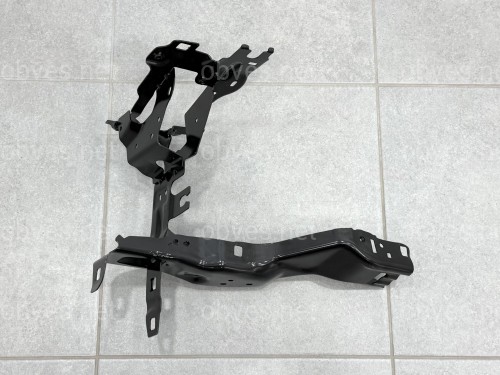 Кронштейн крепления правой фары 51647383858 / 51647449816 для BMW 5 series G30 G31 Кронштейн крепления правой фары 51647383858 / 51647449816 для BMW 5 series G30 G31