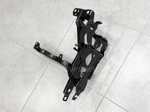 Кронштейн крепление фары левый 51647421709 для BMW X5 G05