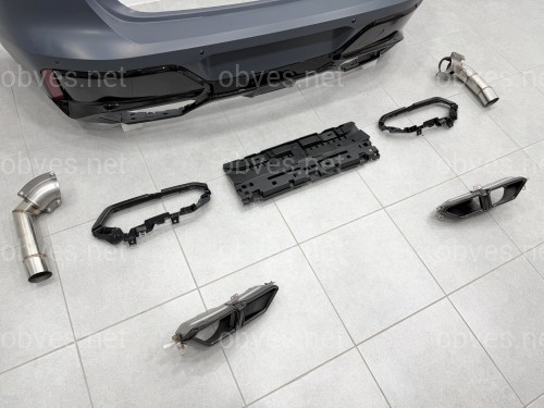 Комплект обвеса M760 для BMW 7 series G70 2023- Комплект обвеса M760 для BMW 7 series G70 2023-
