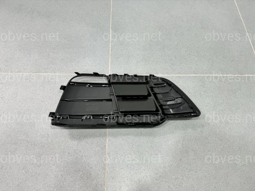 Решетка противотуманки матовая (левая) - S Line - AUDI Q5 2017-2020 (FY) 80D807679J Решетка противотуманки матовая (левая) - S Line - AUDI Q5 2017-2020 (FY) 80D807679J