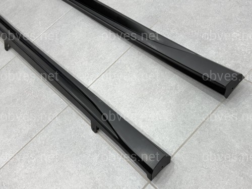 Накладки на пороги R-Line для Volkswagen Golf 8 2021- Накладки на пороги R-Line для Volkswagen Golf 8 2021-