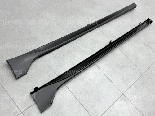Накладки на пороги R-Line для Volkswagen Golf 8 2021- Накладки на пороги R-Line для Volkswagen Golf 8 2021-