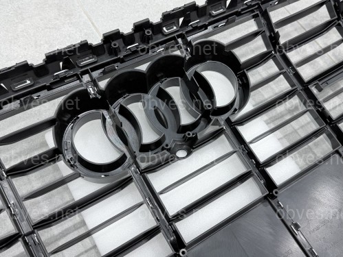 Решетка радиатора Audi Q7 2020-2024 4MO853651AHRN4 Решетка радиатора Audi Q7 2020-2024 4MO853651AHRN4
