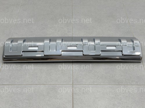 Хром накладка переднего бампера FJ Cruiser 2006-2022