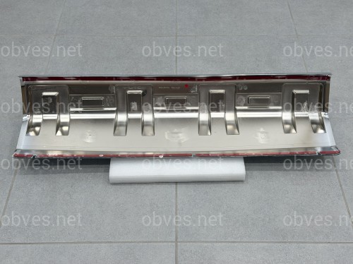 Хром накладка переднего бампера FJ Cruiser 2006-2022