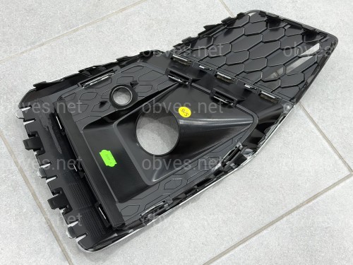 Решетка бампера ЛЕВАЯ S-Line 8W6807681T3Q7 для Audi A5 B9 2020-2025