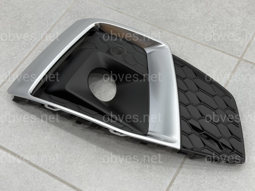 Решетка бампера ПРАВАЯ S-Line 8W6807682T3Q7 для Audi A5 B9 2020-2025